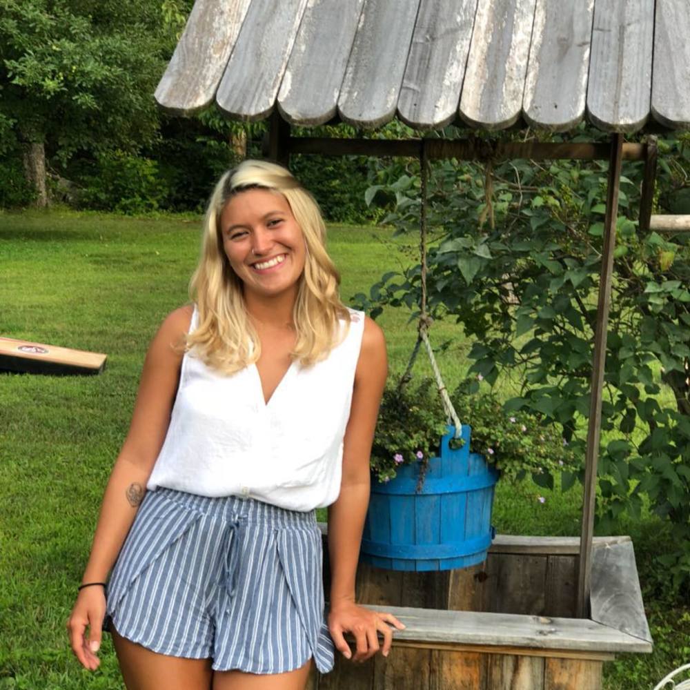 Meet your Posher, Savannah